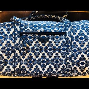 Vera Bradley duffle bag